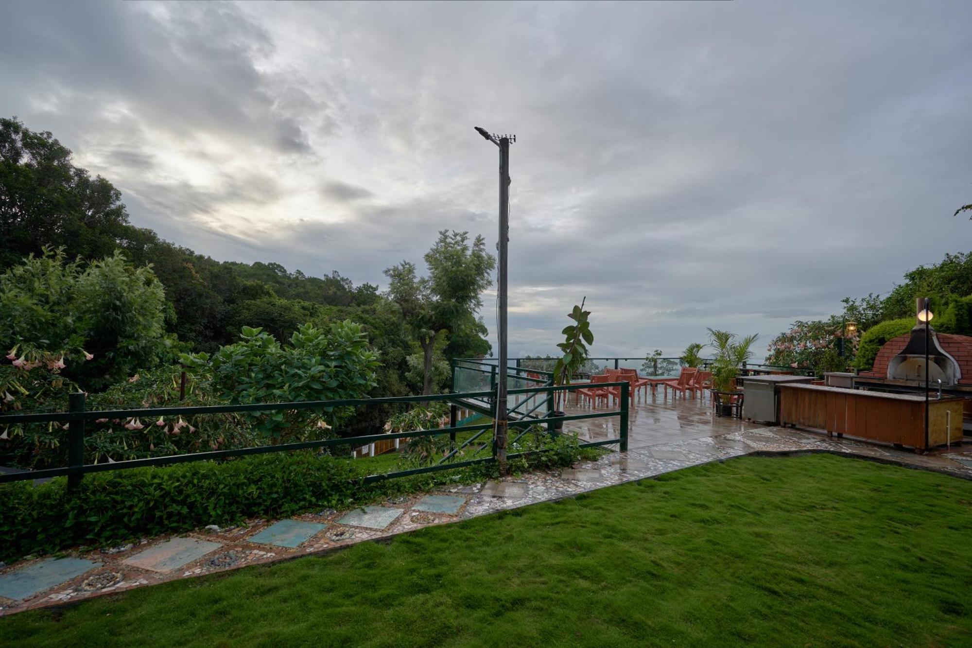 De Rock Jungle Living Resort Кунур Екстериор снимка